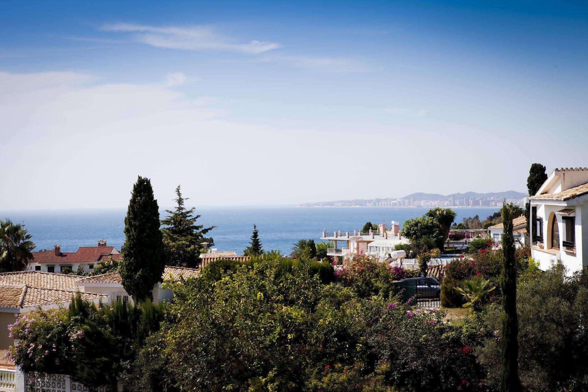 Vive Costa Azul Hotel Benalmadena Bagian luar foto