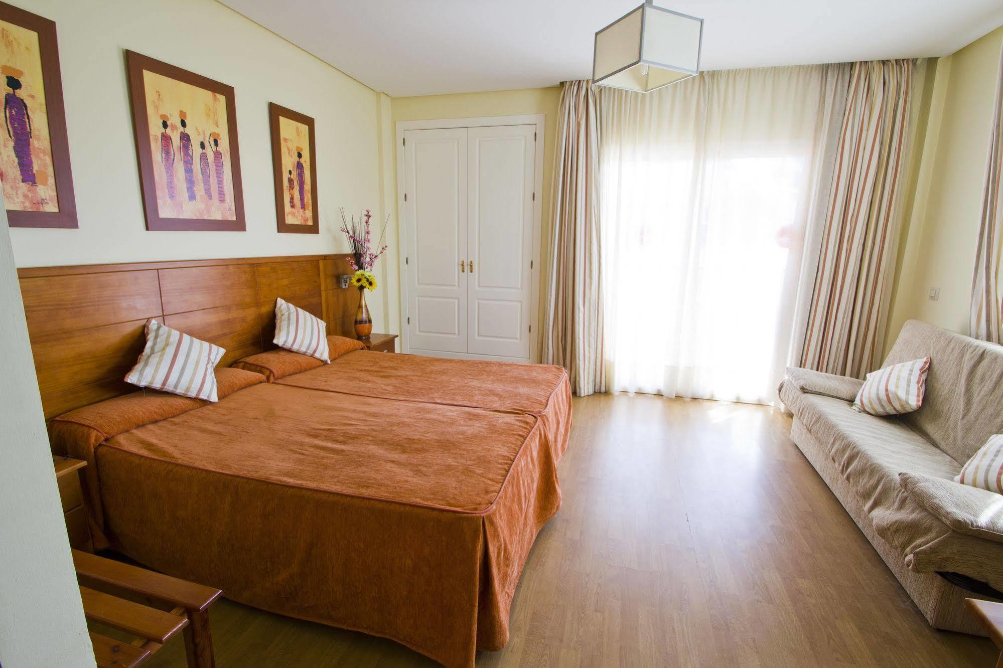 Vive Costa Azul Hotel Benalmadena Bagian luar foto